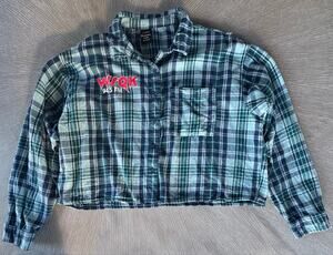 No Boundaries x Stranger Things Blue Green Plaid Cropped Flannel Shirt XL 16-18
